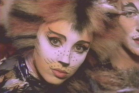 bombalurina.gif